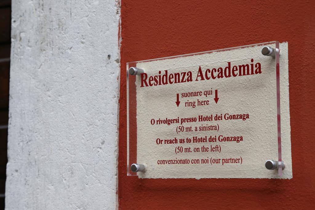 Готель Residenza Accademia Мантуя Екстер'єр фото